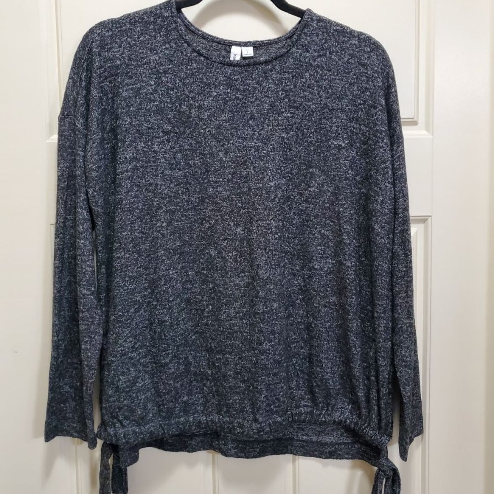 Kensie Gray Crewneck Sweater - Large